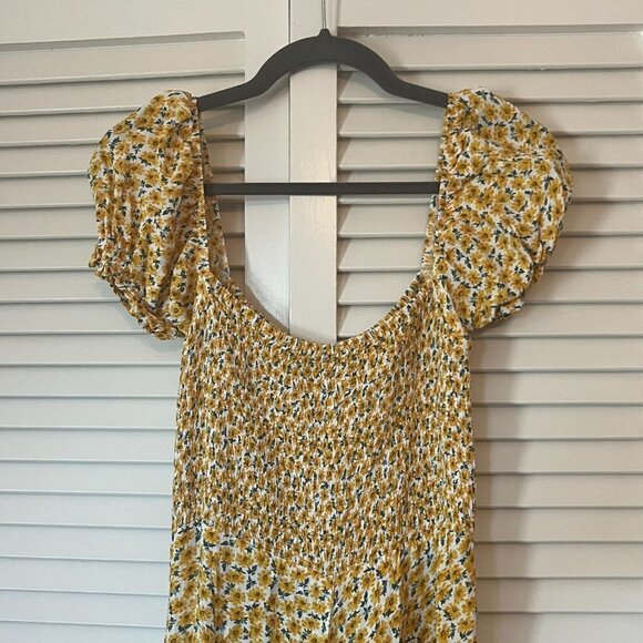 Faithfull The Brand Della Jumpsuit yellow floral cap sleeve 4 smocking small - Picture 4 of 12